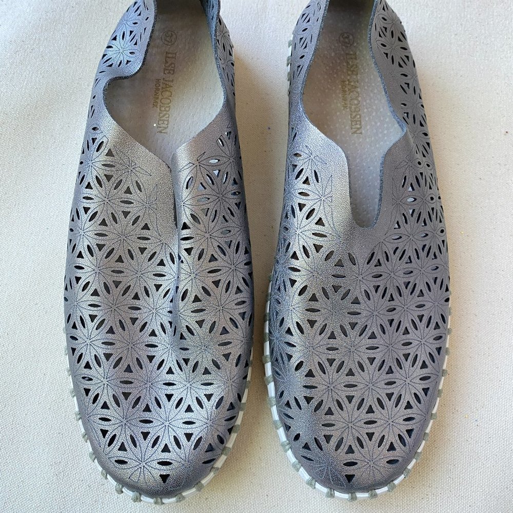Ilse Jacobsen Hornbaek Silver White Perforated Slip On Sneakers Size 37 Unique!